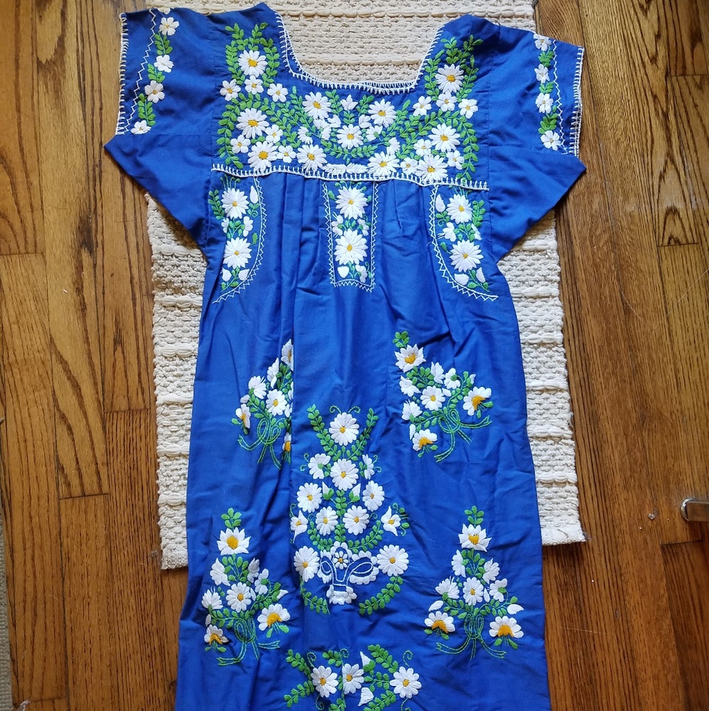 Vintage embroidered floral dress
